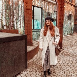 Meet your Posher, Maria